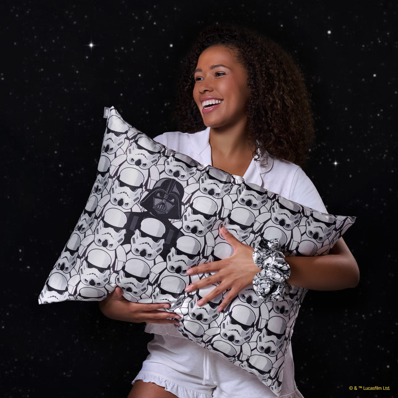 Star Wars??& Kitsch Satin Pillowcase?in Darth Vader & Stormtroopers - Image 5