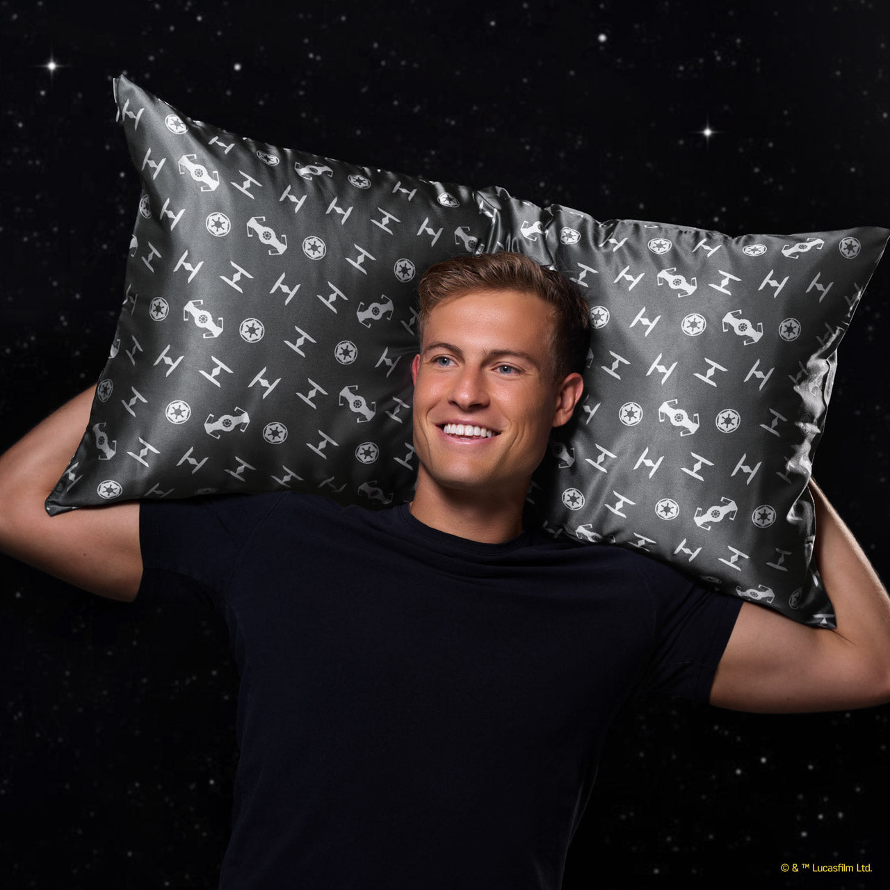 Star Wars??& Kitsch Satin Pillowcase in Galactic Empire - King - Image 3